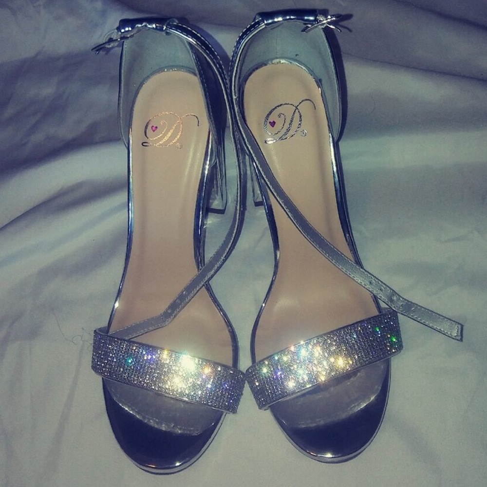DSW women’s heels Sz 7.5